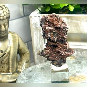 Chalcopyrite on Barite